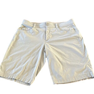 𝅺eddie Bauer women’s shorts, size 14